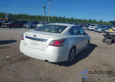2015 Nissan Altima 2.5 Sl z USA, uszkodzony, nr VIN 1N4AL3AP8FC226776